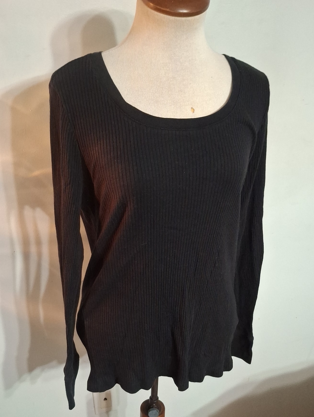Faded Glory /Black Ribbed Scoop Neck Long Sleeve Top- W Sz Large - 12-14